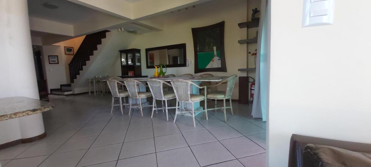 Olhos Verdes Guest House 봄비나스 외부 사진
