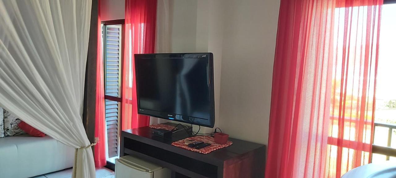 Olhos Verdes Guest House 봄비나스 외부 사진