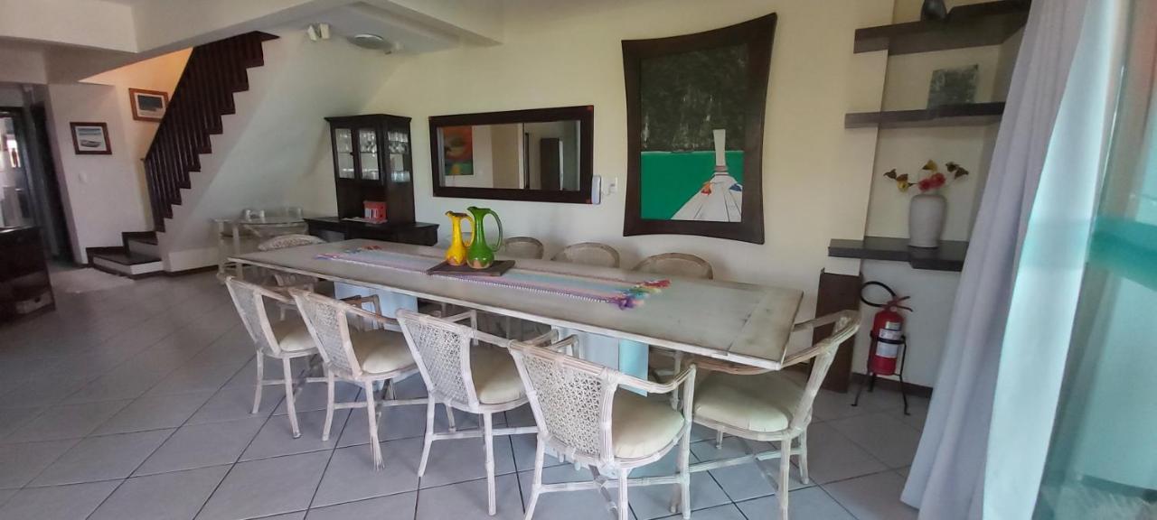 Olhos Verdes Guest House 봄비나스 외부 사진