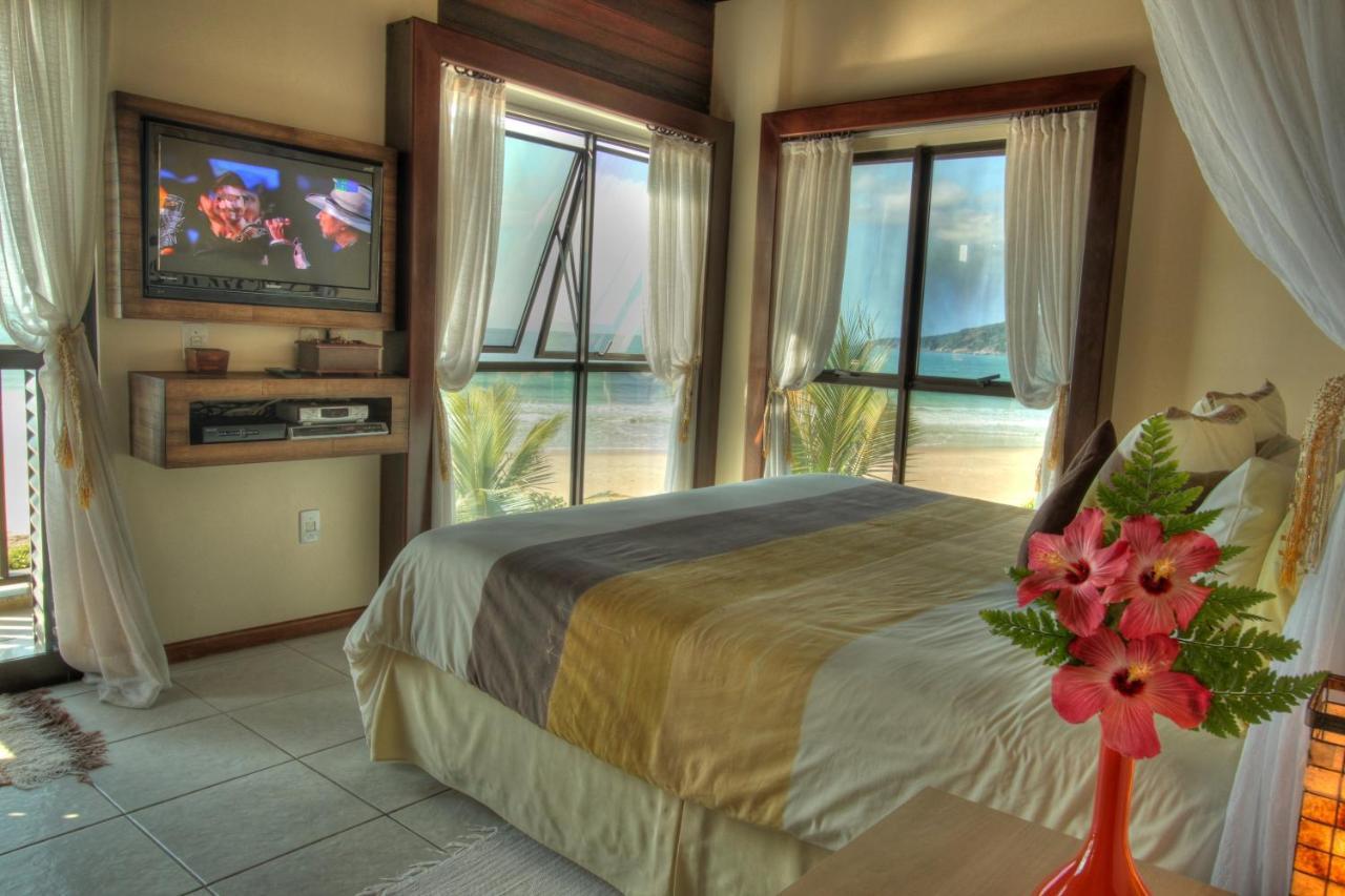Olhos Verdes Guest House 봄비나스 외부 사진