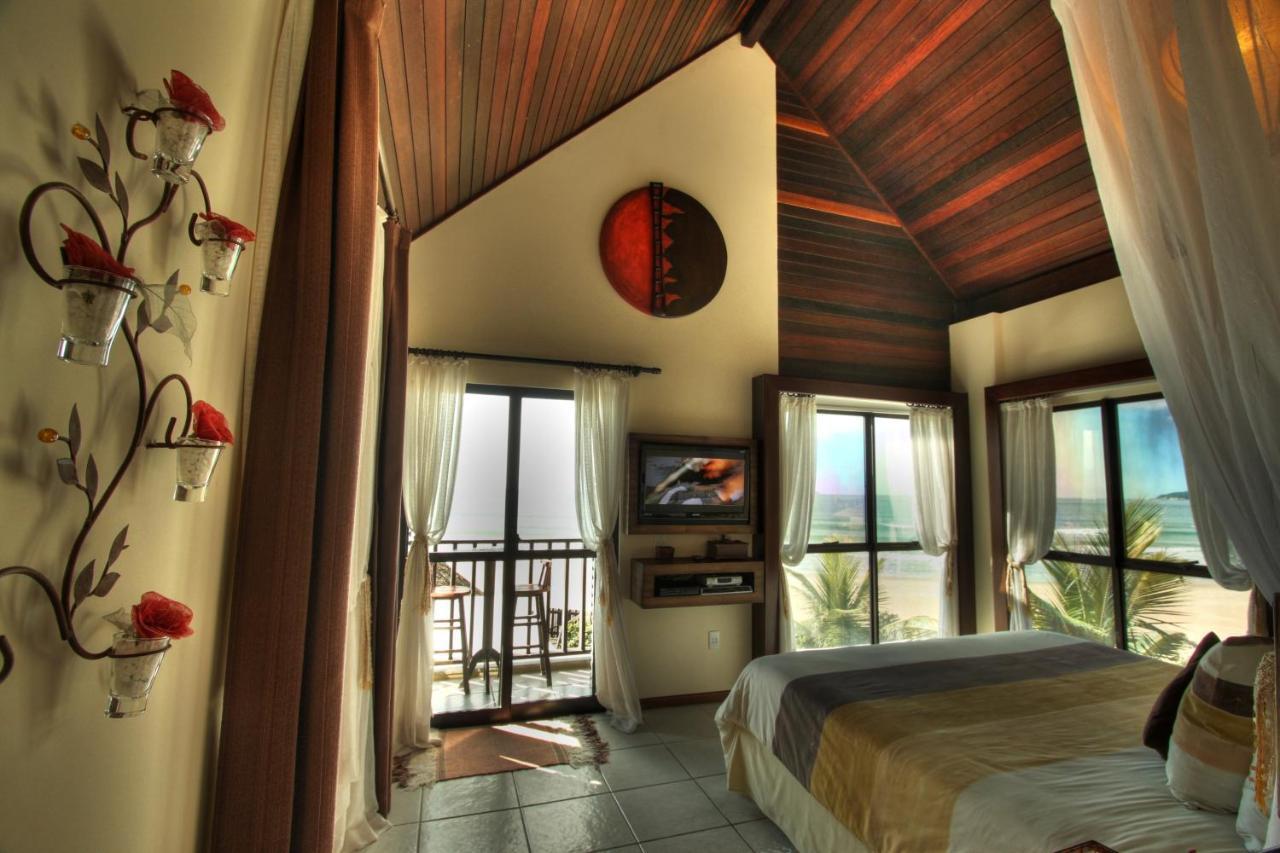 Olhos Verdes Guest House 봄비나스 외부 사진