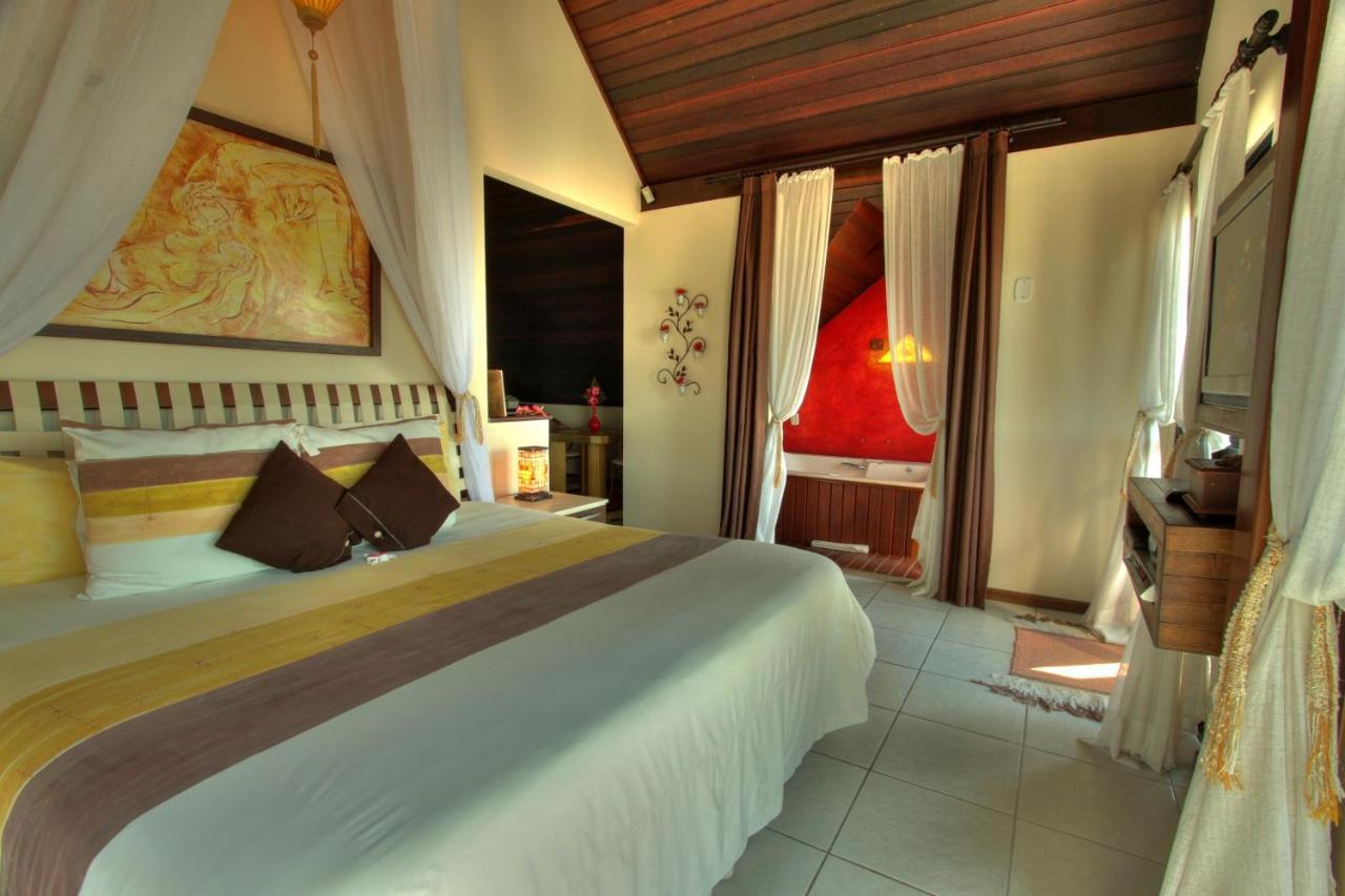 Olhos Verdes Guest House 봄비나스 외부 사진