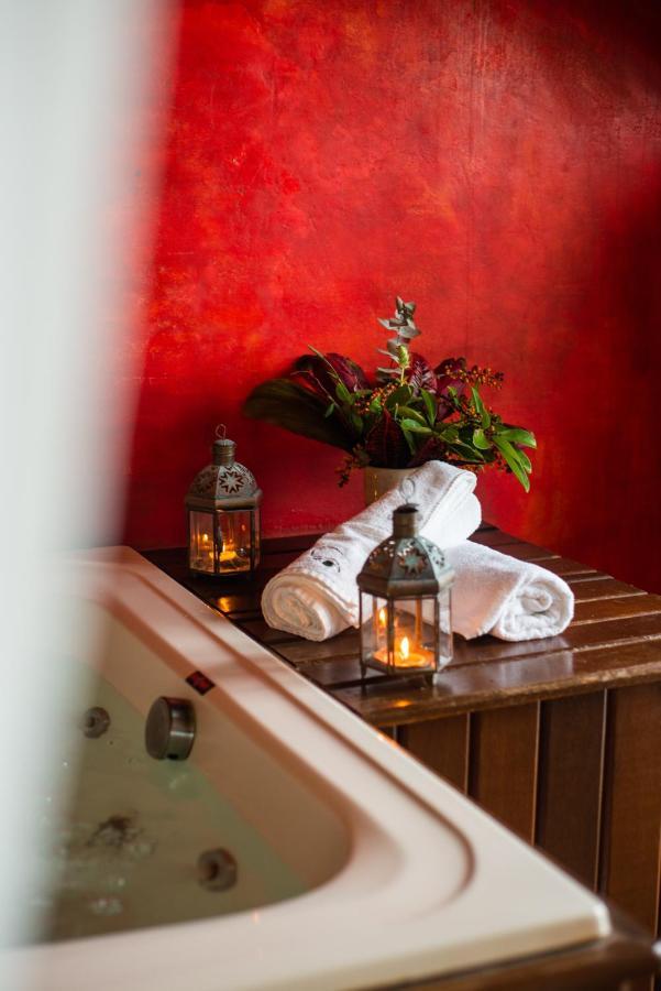 Olhos Verdes Guest House 봄비나스 외부 사진
