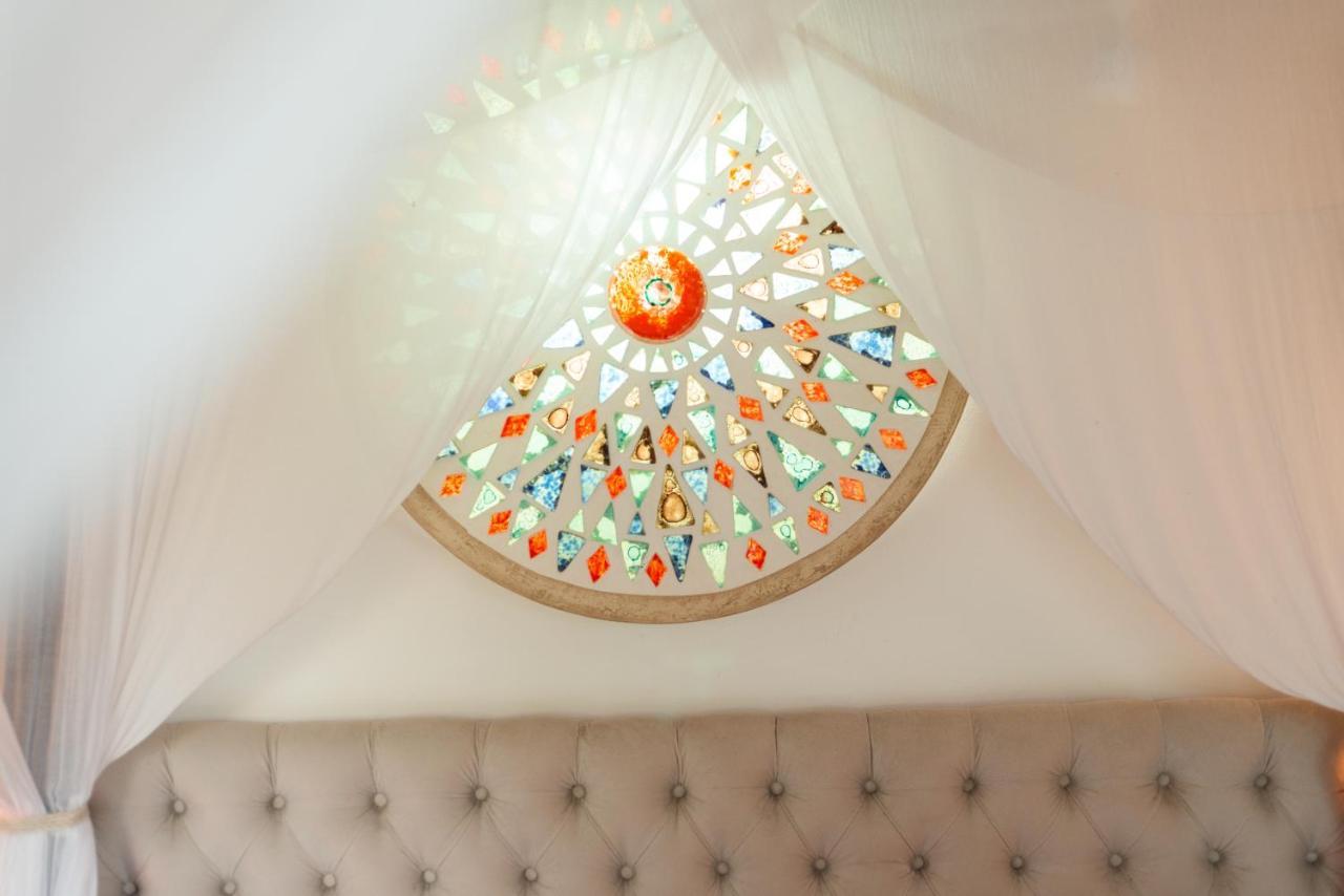 Olhos Verdes Guest House 봄비나스 외부 사진